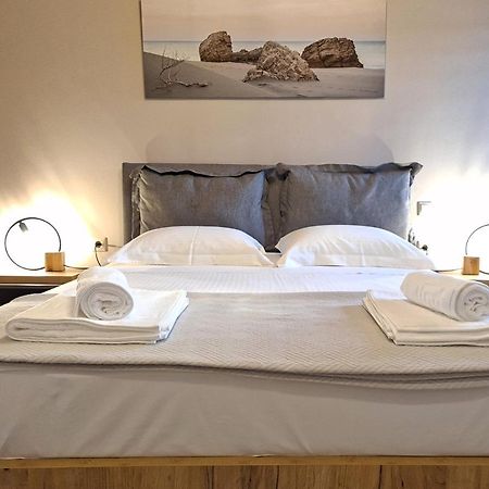 شقة On The Water Lodging 2 فالاسارنا المظهر الخارجي الصورة
