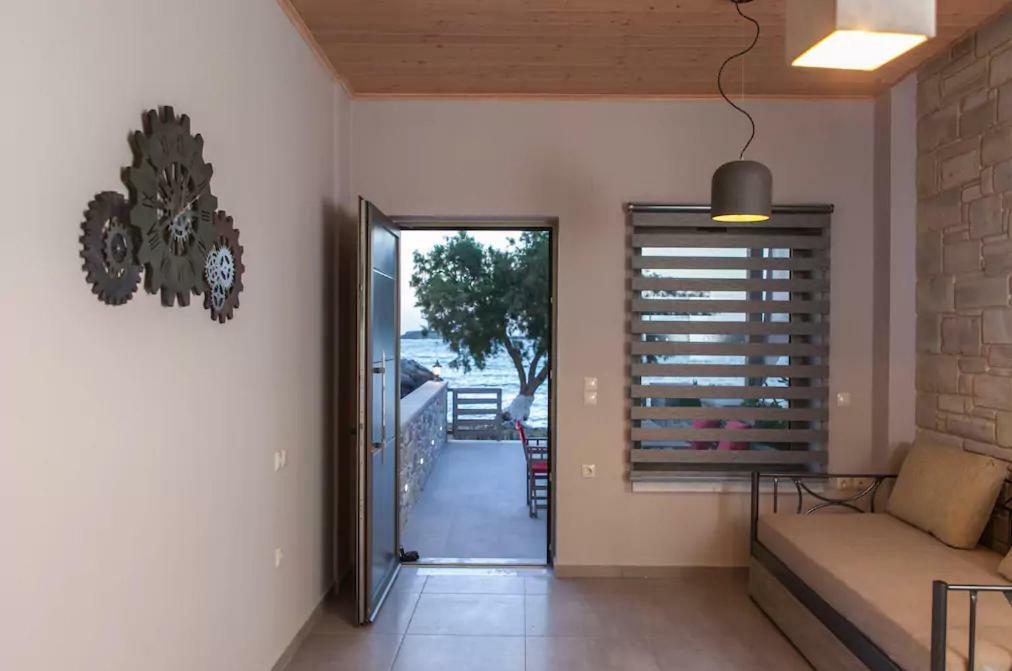 شقة On The Water Lodging 2 فالاسارنا المظهر الخارجي الصورة