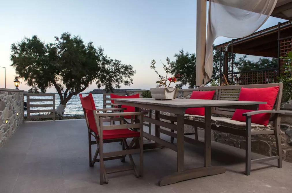 شقة On The Water Lodging 2 فالاسارنا المظهر الخارجي الصورة